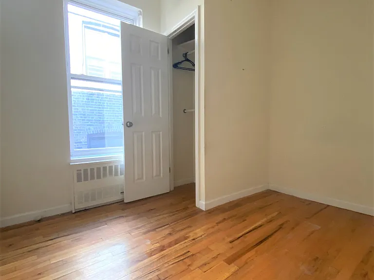 710 Amsterdam Ave #5B — Photo 8