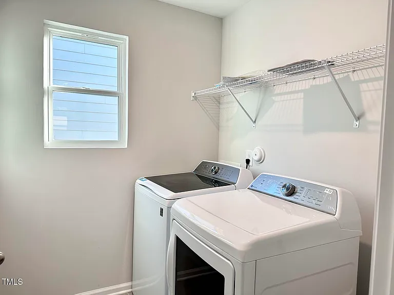 700 Sage Oak Ln — Photo 35