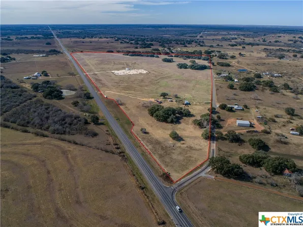 4748 State Highway 72 W, Cuero, TX 77954