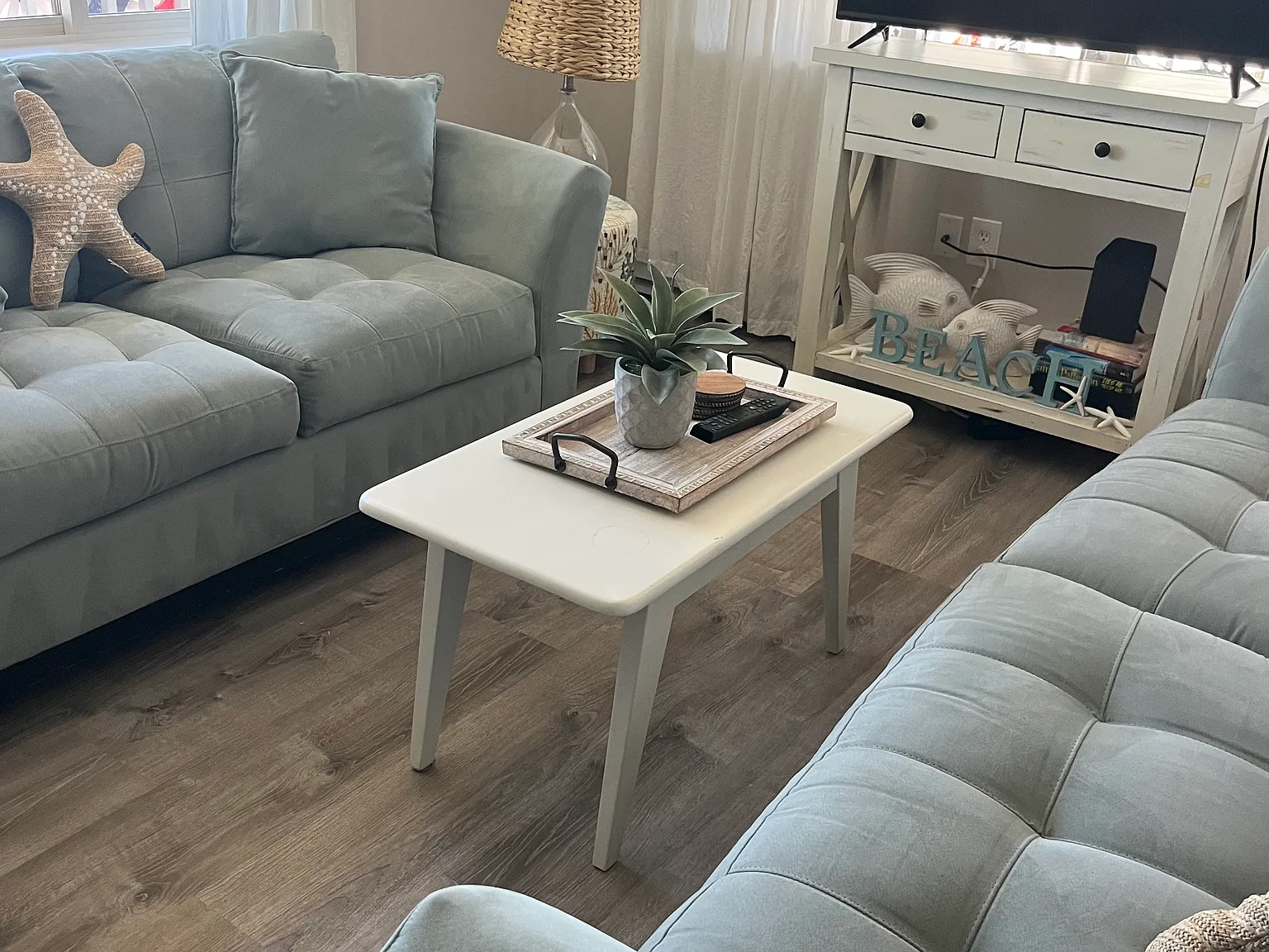 3 bed, 900 sqft, $2,200 — Photo 3