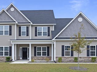 901 Needlerush Rd, Sneads Ferry, NC 28460