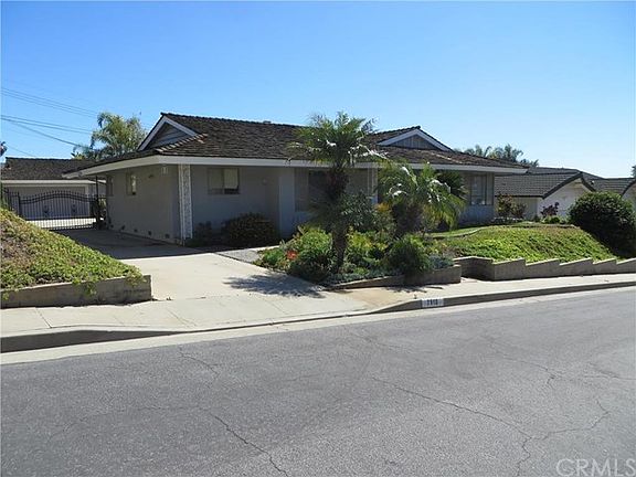 2nd image of 7918 Calmada Ave