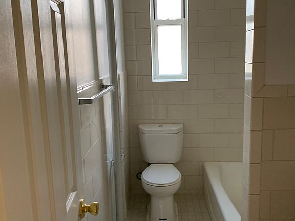 4th image of 55 Sheridan Ave Floor 4