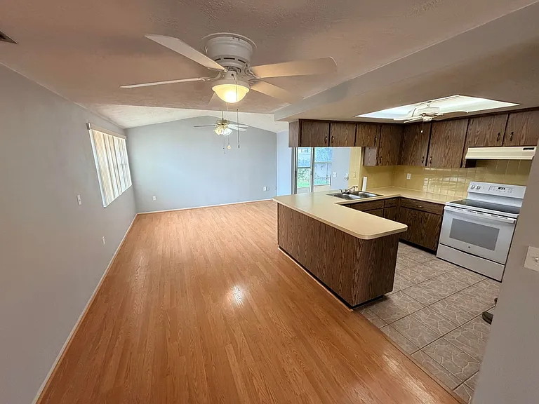 8625 Briar Patch Dr — Photo 8