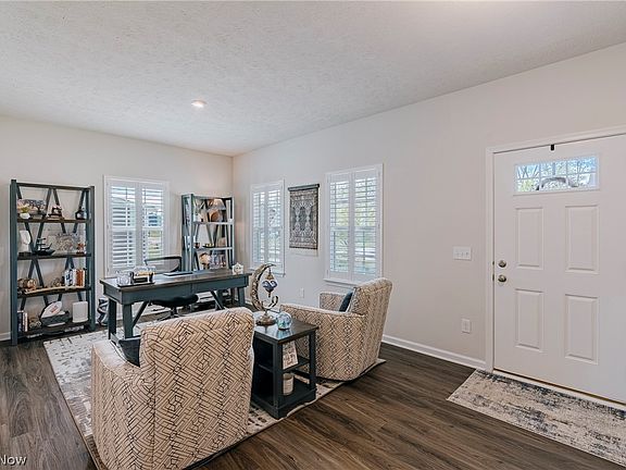 4th image of 9049 Winfield Ln