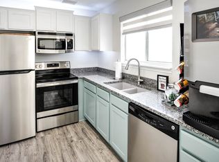 Somerset, Lincoln, NE 68506