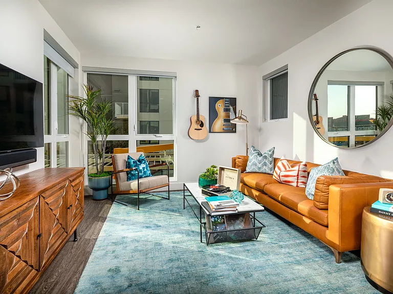 LLEWELLYN apartments community photo