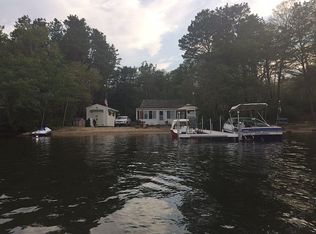 167 Sandy Beach Rd, Plymouth, MA 02360
