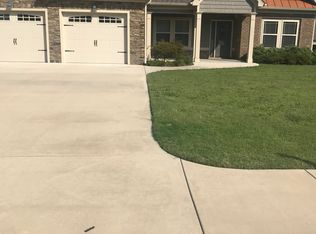 180 Angel Oak Way, Ringgold, GA 30736