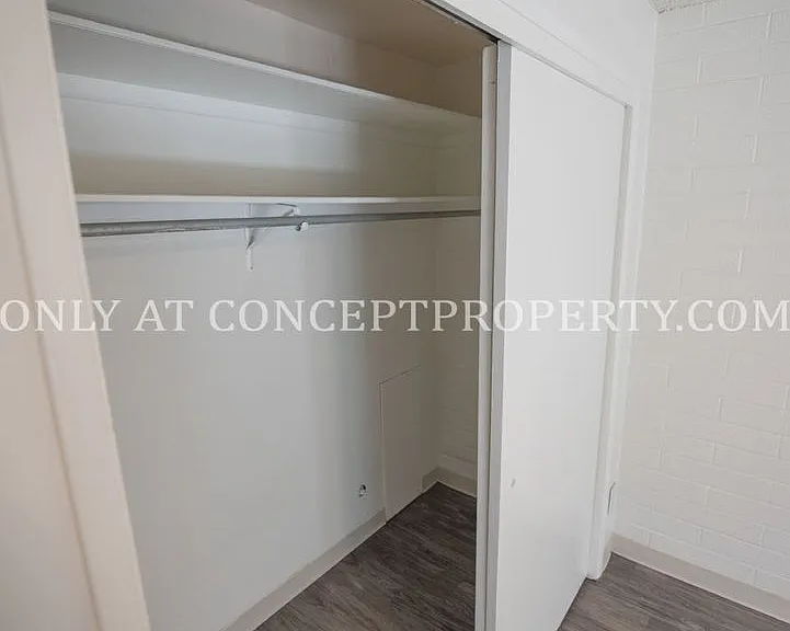 1155 E 200 S — Photo 43