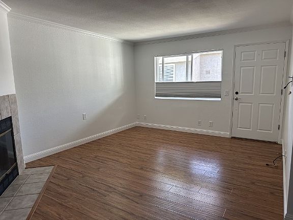 3rd image of 3928 Arizona St APT 6