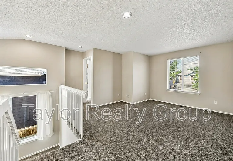 8728 Starwood Ln — Photo 11