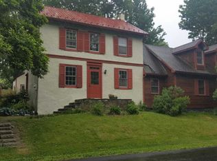 498 Siegfriedale Rd, Kutztown, PA 19530