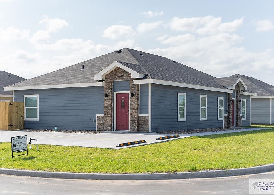 1st image of 2323 N Valley Cir