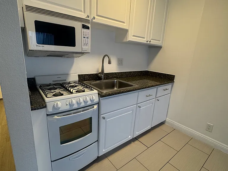 The Lennox — Photo 25