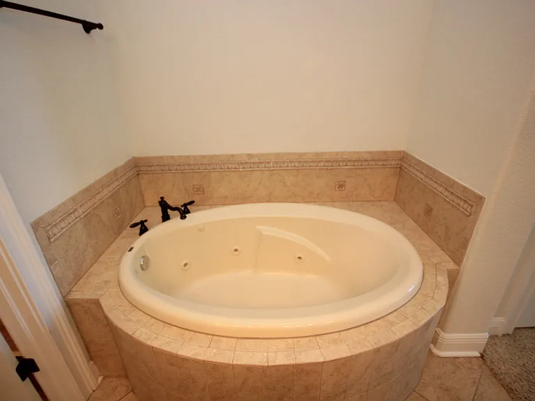 6002 Yeats Manor Dr #105 — Photo 14