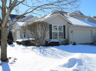 6423 Cherrywood Ct, Fox Lake, IL 60020