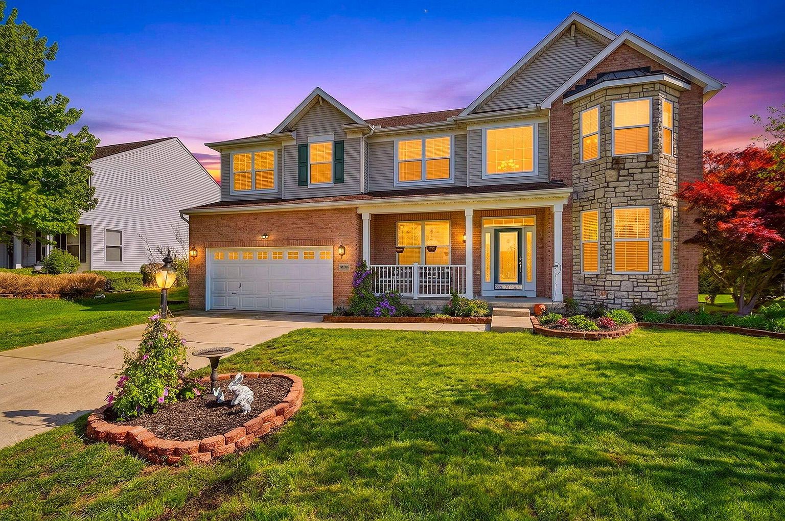 Listing photo 1 for 6520 Heritage Park Blvd