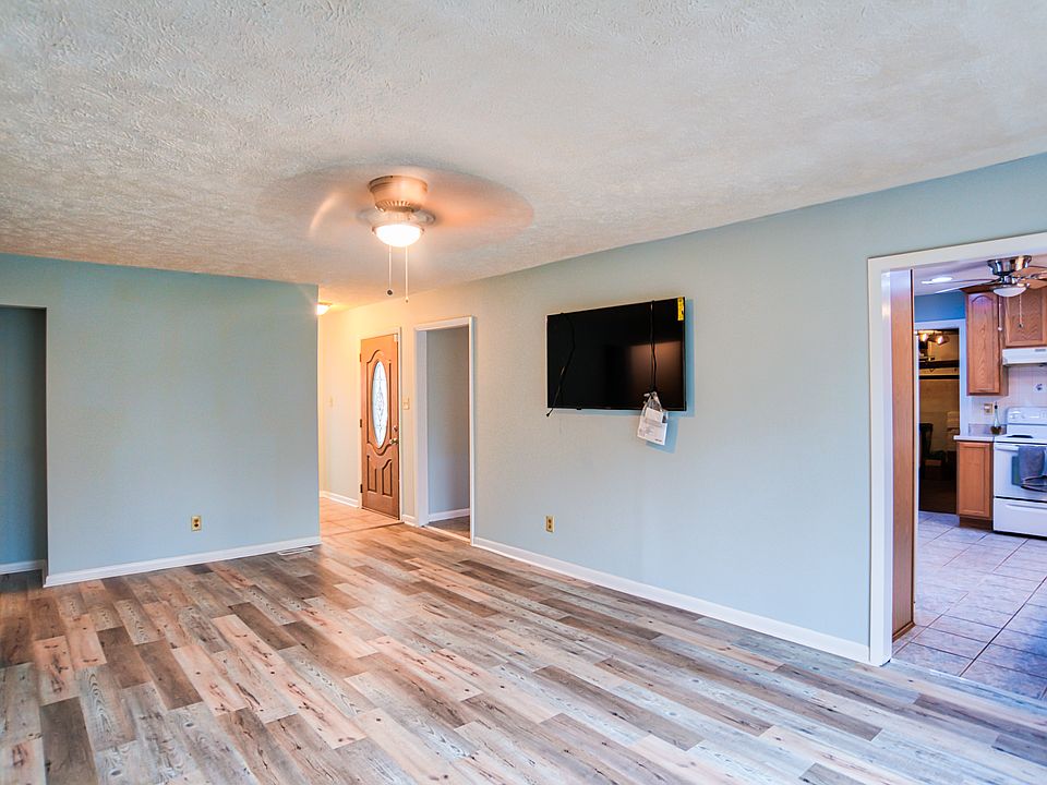 1st image of 7840 Sharon Dr