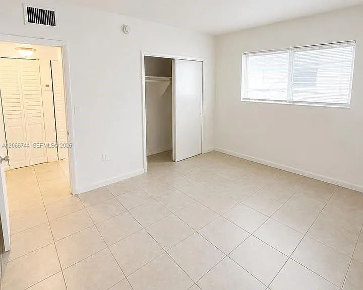 1951 NE 167th St #5 — Photo 2