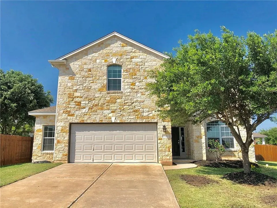15113 Fernhill Dr
