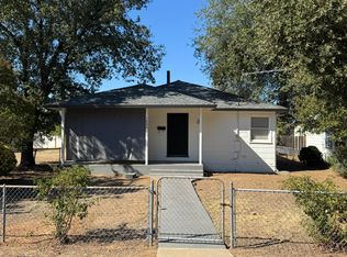 1880 North St, Anderson, CA 96007
