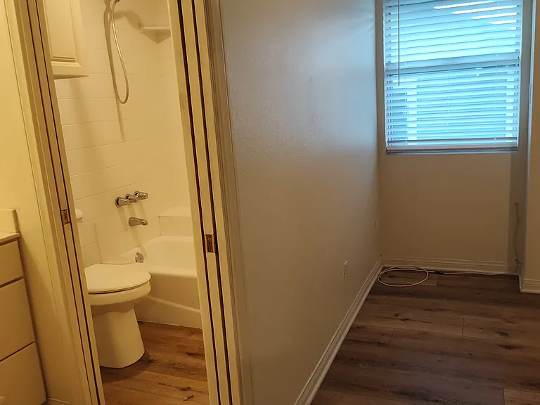 bathroom for second bedroom