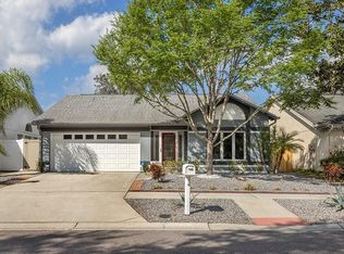 2636 Wrencrest Cir, Valrico, FL 33596