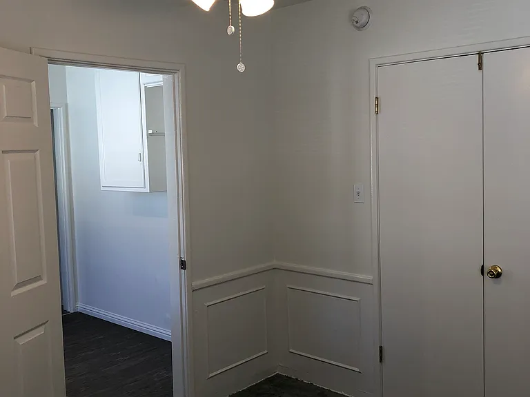613 1/2 Kelton Ave — Photo 13