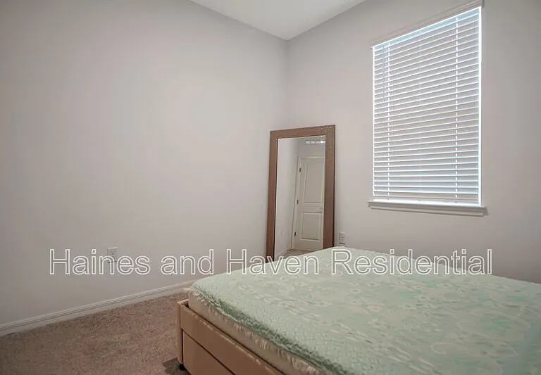 4136 Lavender Ct — Photo 29