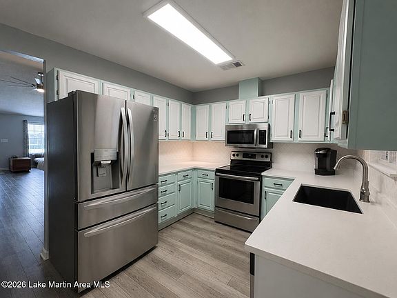 2nd image of 1179 Watson Pl
