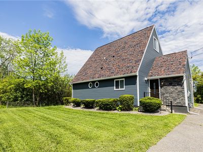 1385 Island Cottage Rd, Rochester, NY, 14612