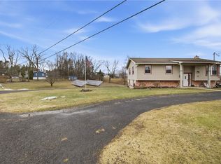 2976 Mohawk Ln, Waterloo, NY 13165