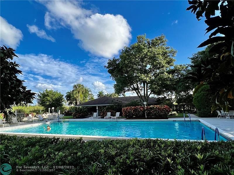 1st image of 4020 W Palm Aire Dr APT 503