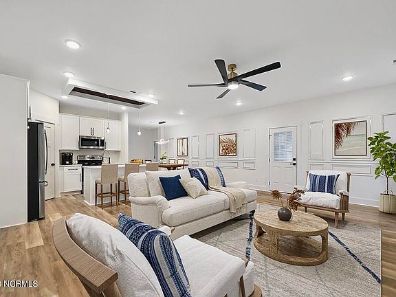 4th image of 47 Bayberry Circle