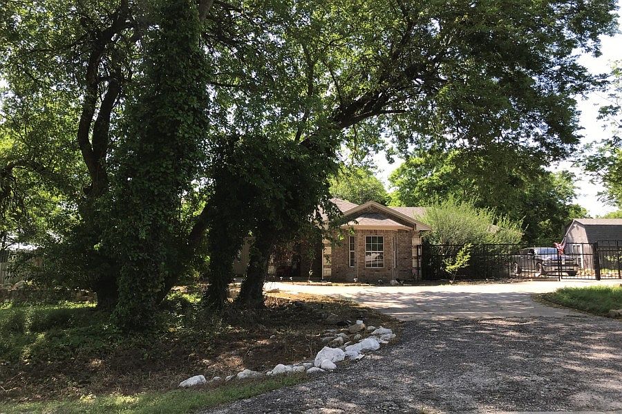 1st image of 6621 Seth Barwise St
