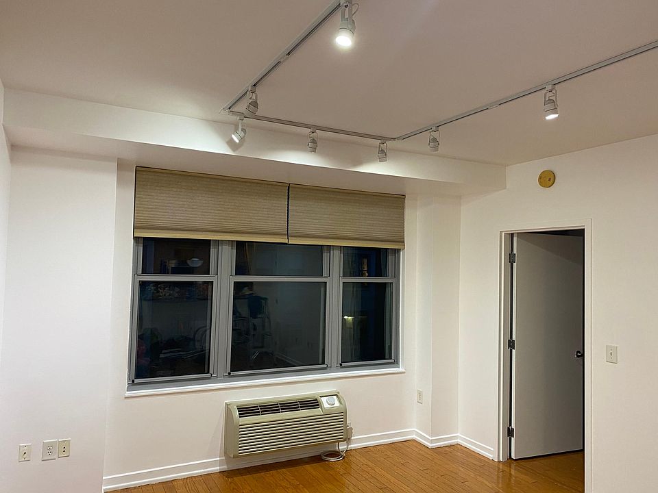 1st image of 149 Essex St APT 5J