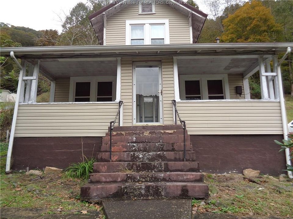 1st image of 669 Campbells Creek Dr