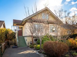 2231 Windsor Rd, Oak Bay, BC V8S 3C8