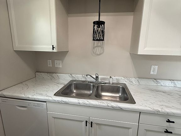 5th image of 4183 Hancock Dr