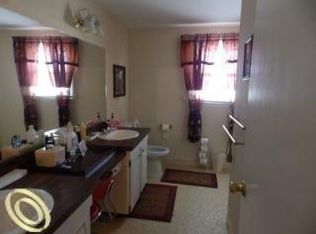 32968 Hargrove Ct, Farmington Hills, MI 48334