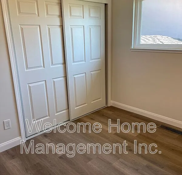 16233 San Remo Dr — Photo 41