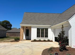 120 Mission Park Dr, Madison, MS 39110