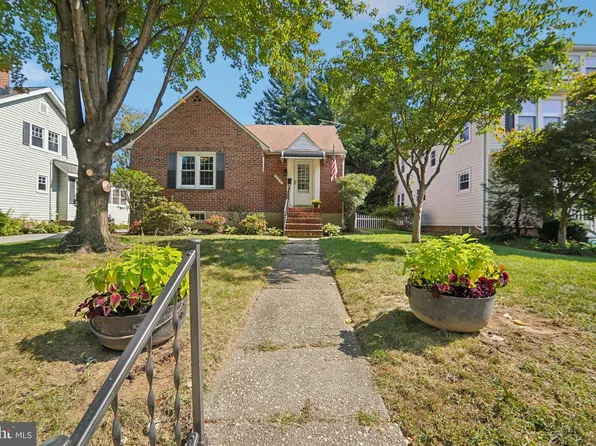 204 Glenmore Ave, Baltimore, MD 21228