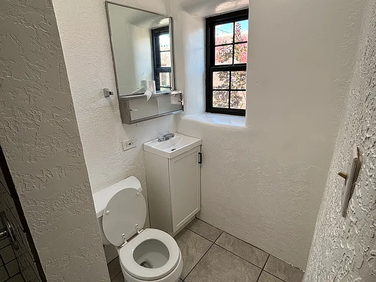 755 Dunlap St #G — Photo 14