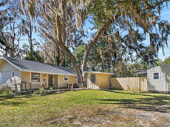 2nd image of 8950 E Devilsneck Rd