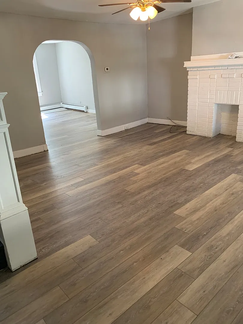Two Bedroom in Mt Washington with Off-Street Parking! — Photo 3