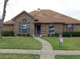 4205 N Hill Dr, Carrollton, TX 75010