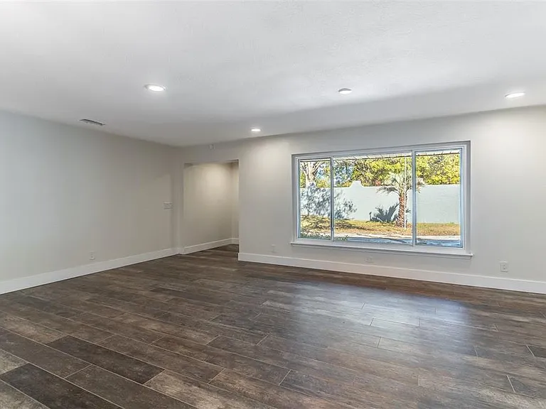 16880 SE 63rd Ln — Photo 7