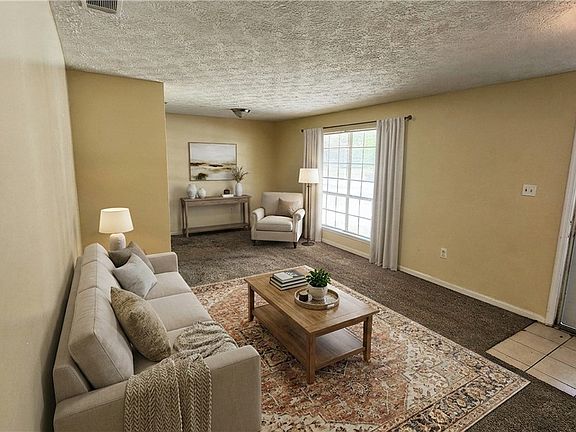 4th image of 122 Westminister Drive